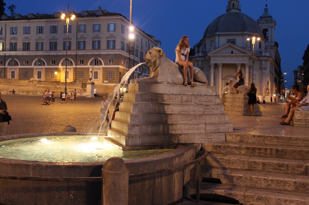 IMG_7231.JPG - Fontana dell'Obelisco at  Piazza del Popolo 