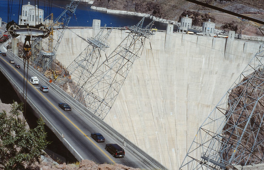 IMG_0095.jpg - Hoover Dam  http://en.wikipedia.org/wiki/Hoover_Dam 
