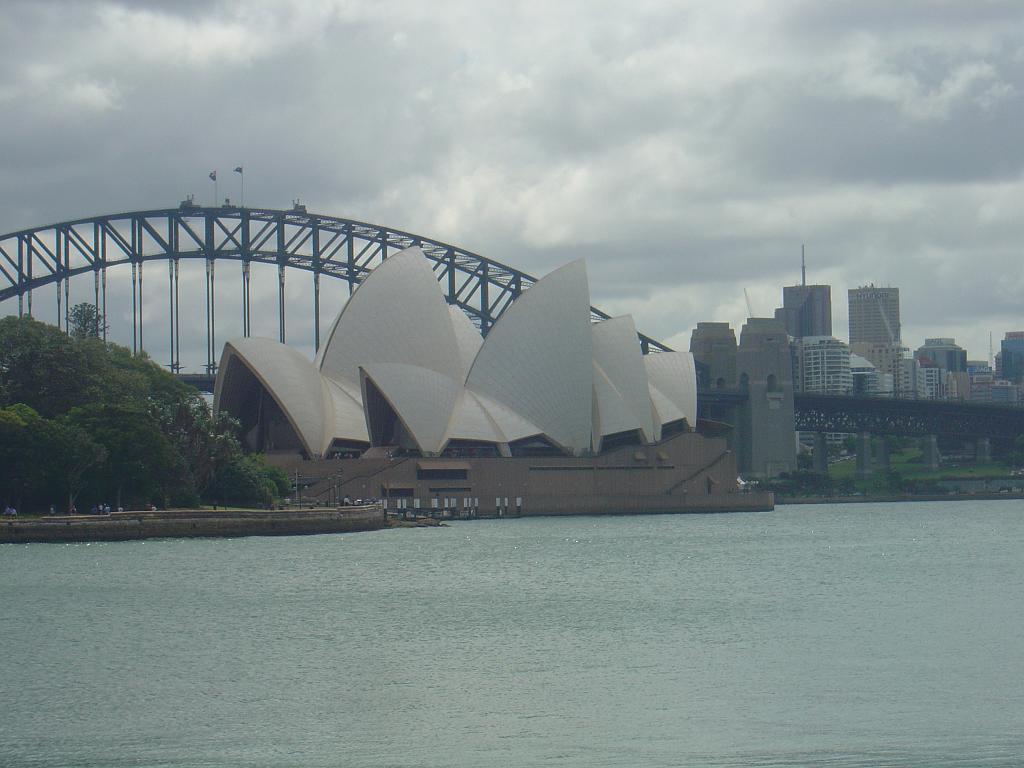 DSC02314.JPG - Sydney Opera House and Harbour Bridge