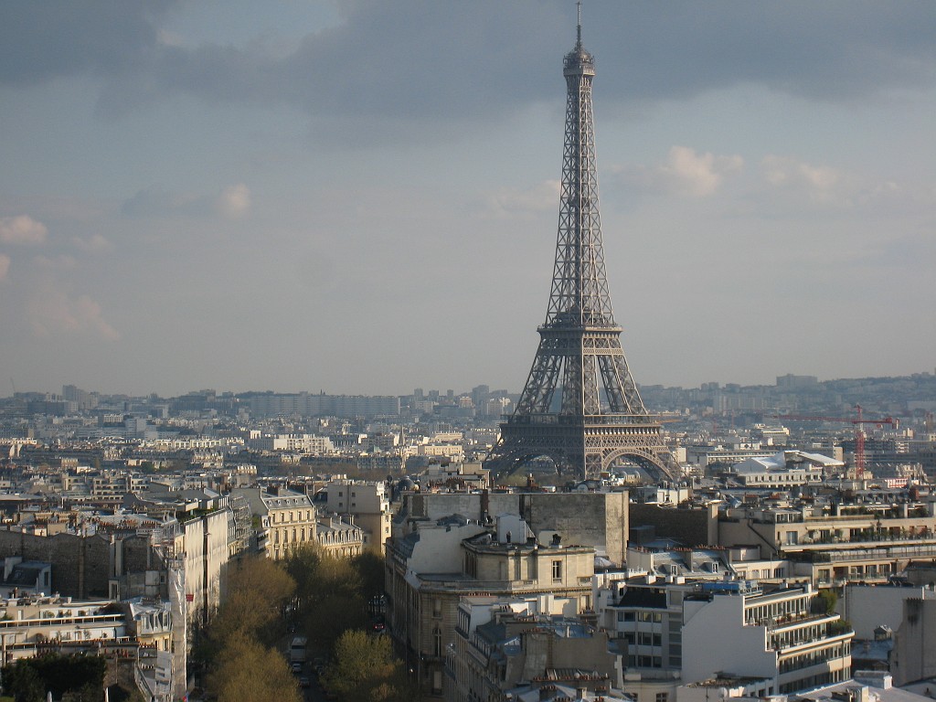 IMG_5532.JPG - Tour Eiffel ( http://en.wikipedia.org/wiki/Eiffel_Tower )