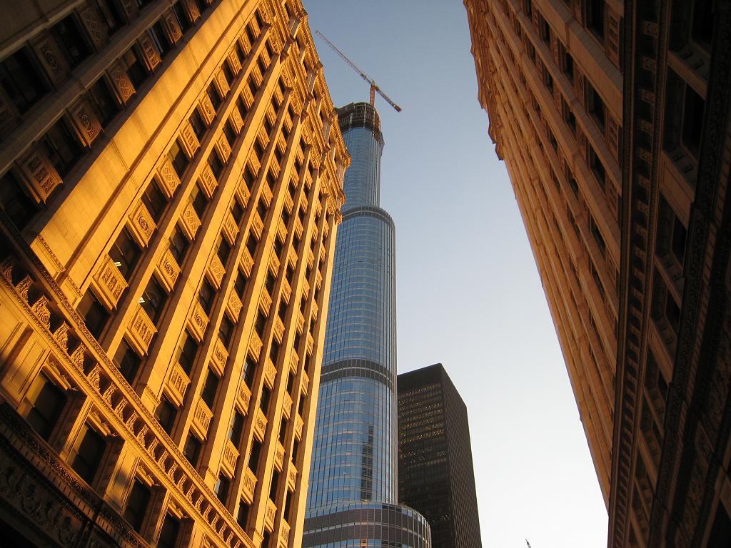 IMG_8989.JPG - Wrigley Building and Trump Tower