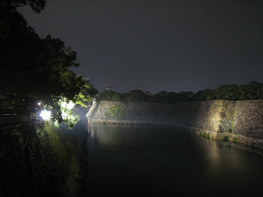 IMG_9872.JPG - Osaka Castle outer moat