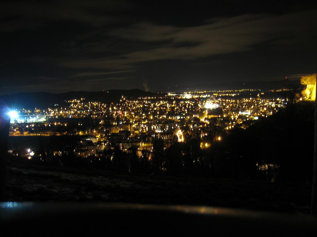 IMG_0049.JPG - Lenzburg at night