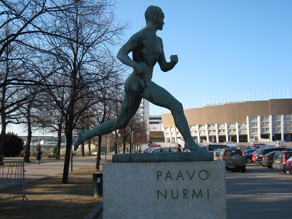IMG_0610.JPG - Paavo Nurmi ( http://en.wikipedia.org/wiki/Paavo_Nurmi ) monument in front of the Olympic Stadium