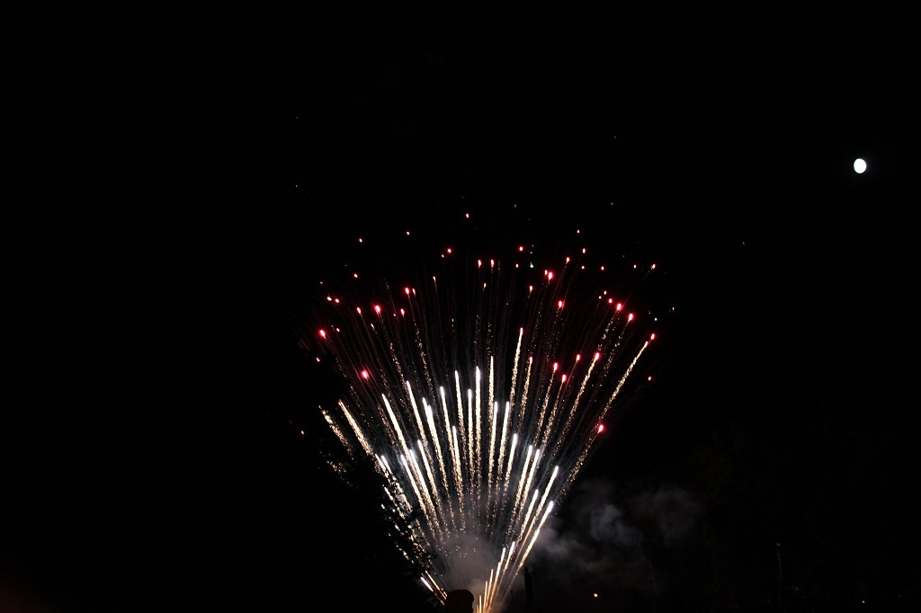 IMG_2875.JPG - Fireworks at end of Laternenfest 2009 in Bad Homburg