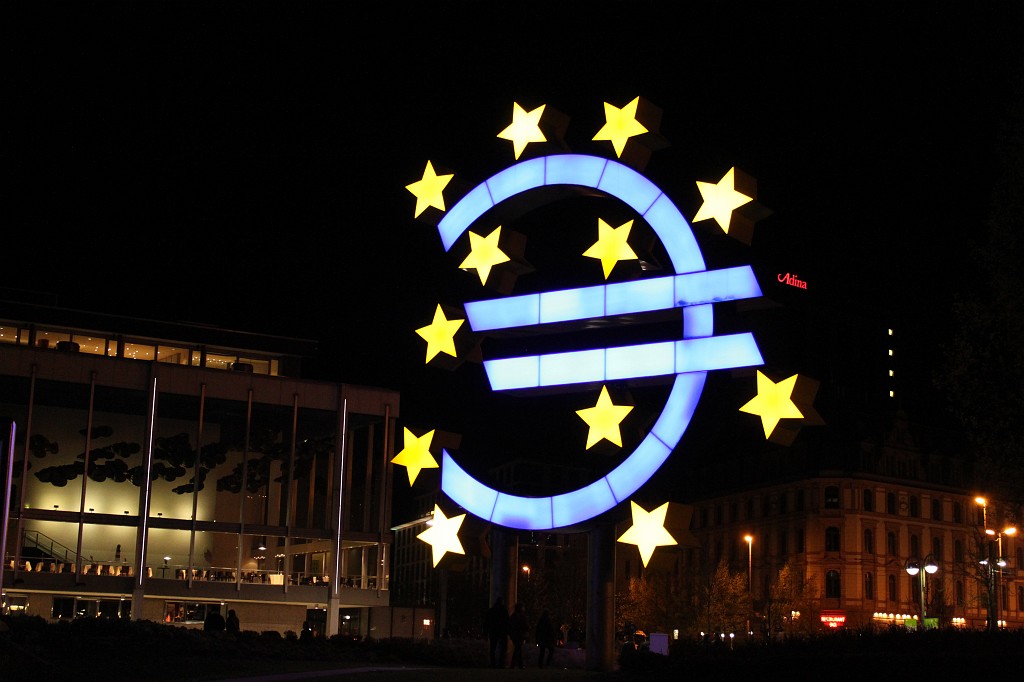 IMG_5277.JPG - Euro Sign