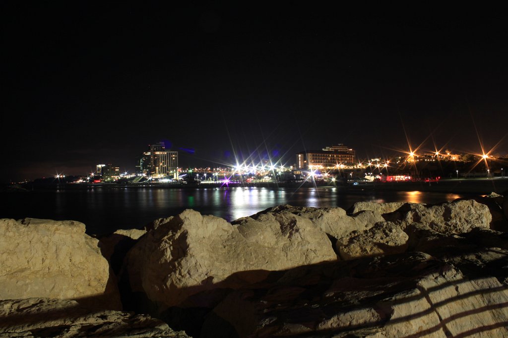 IMG_8723.JPG - Herzliya beach at night