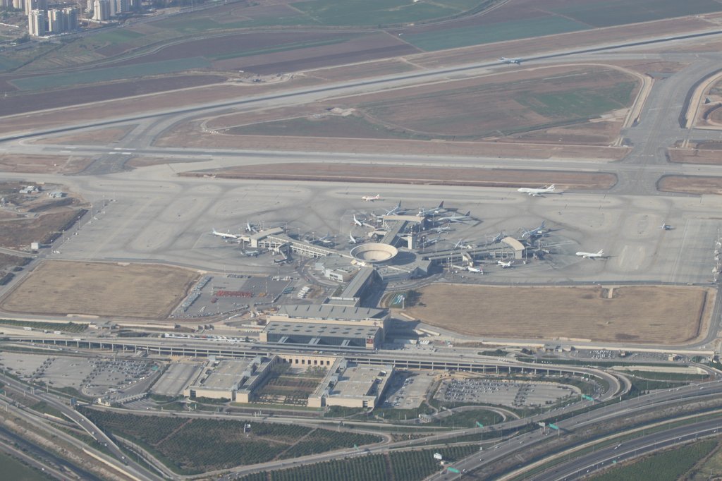 IMG_3883.JPG -  Ben Gurion Airport 