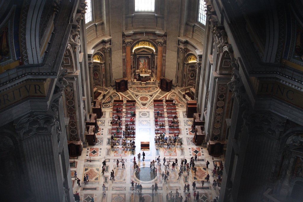 IMG_7155.JPG - Inside the  Basilica di San Pietro (St. Peter's Basilica) 