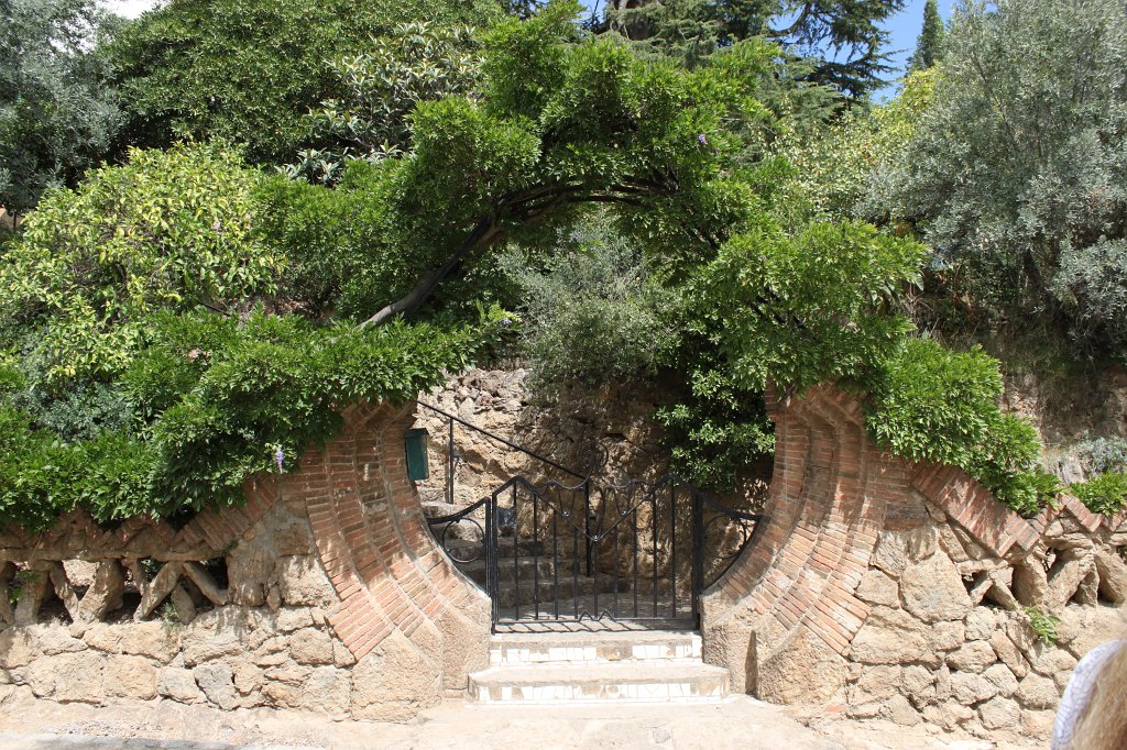 IMG_3771.JPG -  Park Güell  Casa Trias gate
