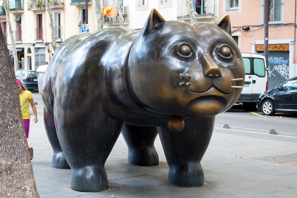 IMG_3887_c.jpg -  Botero 's Fat Cat sculpture