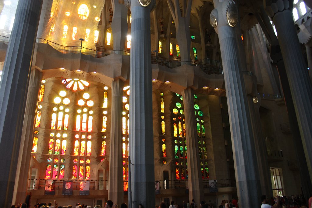 IMG_5379.JPG - Basílica i Temple Expiatori de la  Sagrada Família  - Windows