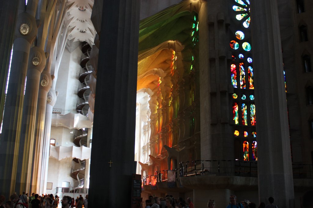 IMG_5408.JPG - Basílica i Temple Expiatori de la  Sagrada Família  - Colours