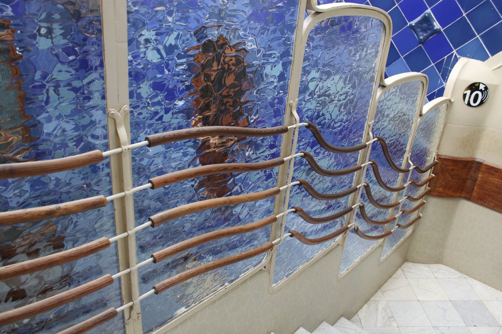 IMG_6771.JPG -  Casa Batlló  stairs