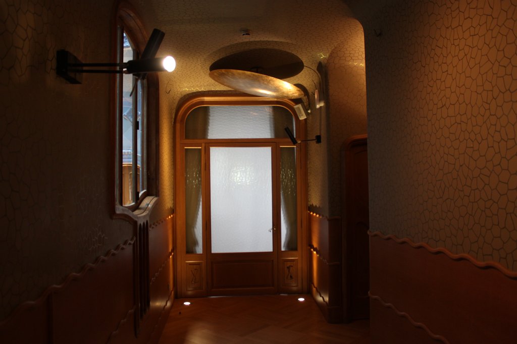 IMG_6807.JPG -  Casa Batlló  door