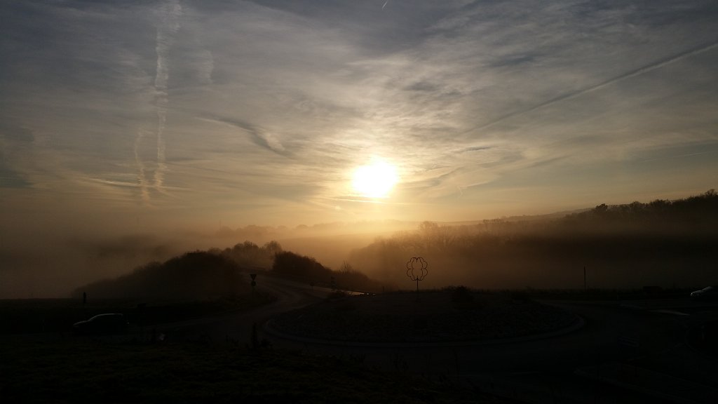 20141121_083702.jpg - Morning fog in the Heisterbach valley