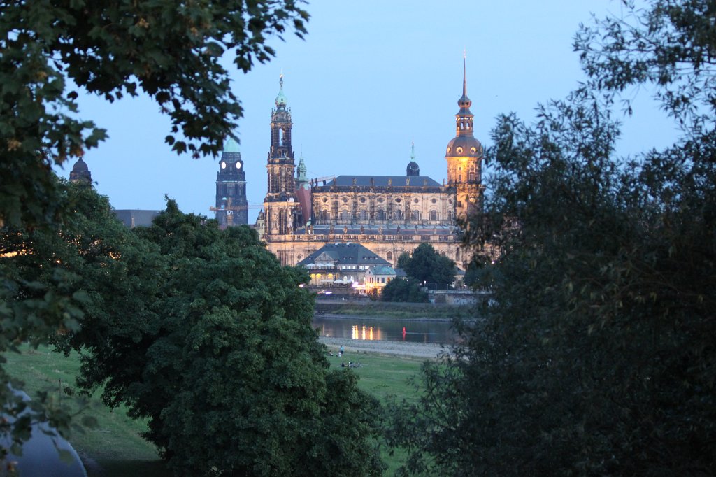 IMG_3631.JPG -  Dresden Cathedral  ( Dresdner Hofkirche )