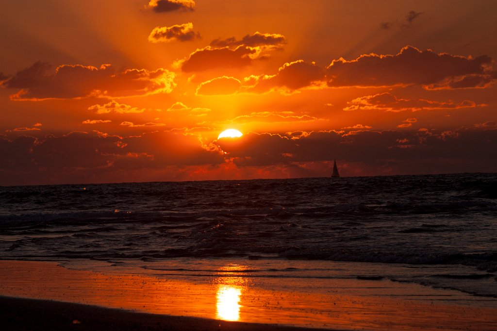 IMG_5739_c.jpg - Herzliya beach sunset