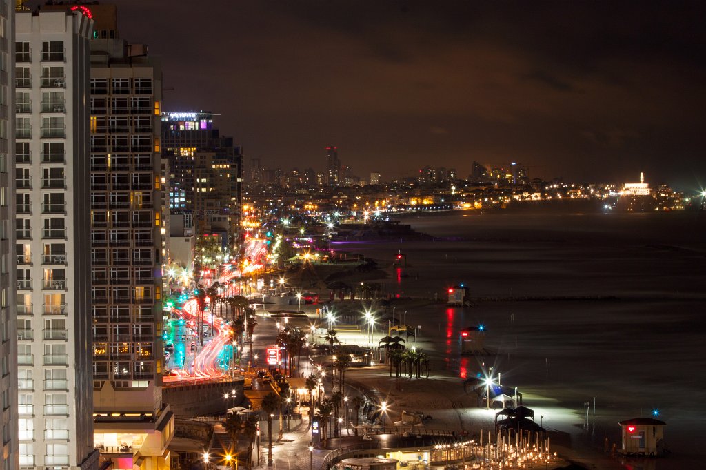 IMG_6766-c.jpg - Tel Aviv seafront at night