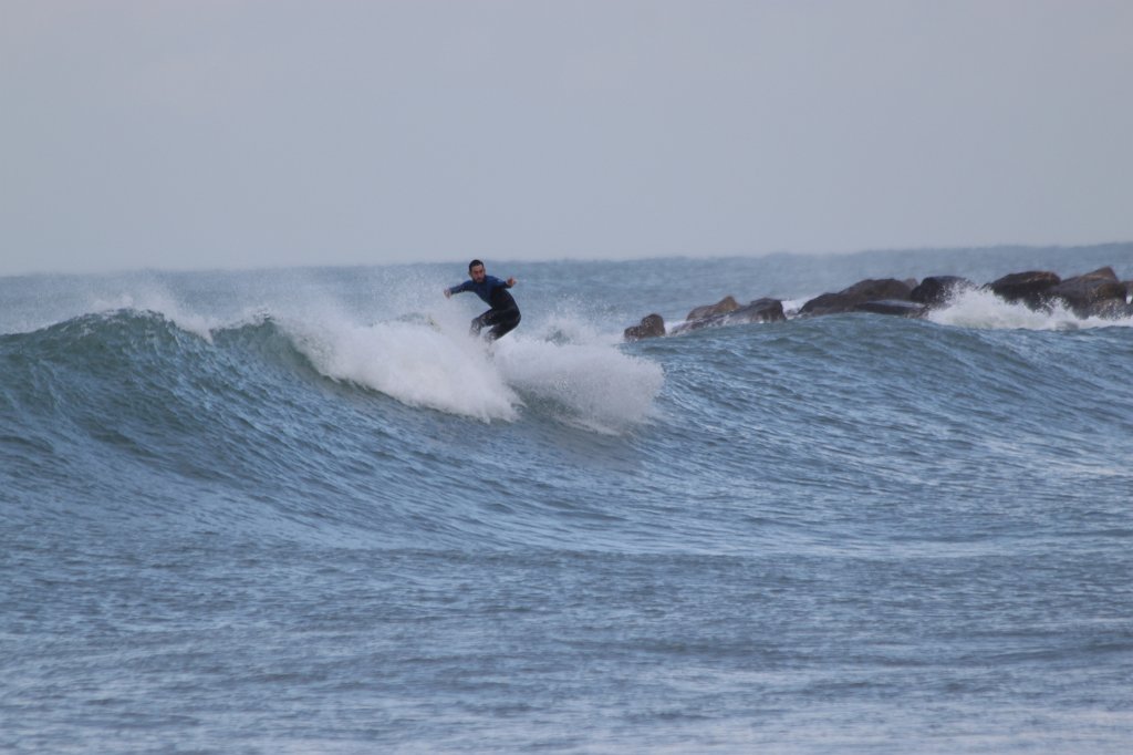 IMG_6797.JPG - Surfing