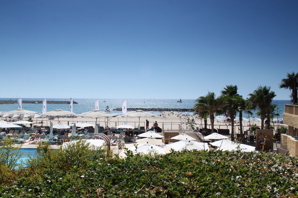 IMG_2793.JPG - Dan Accadia hotel at Herzliya beach