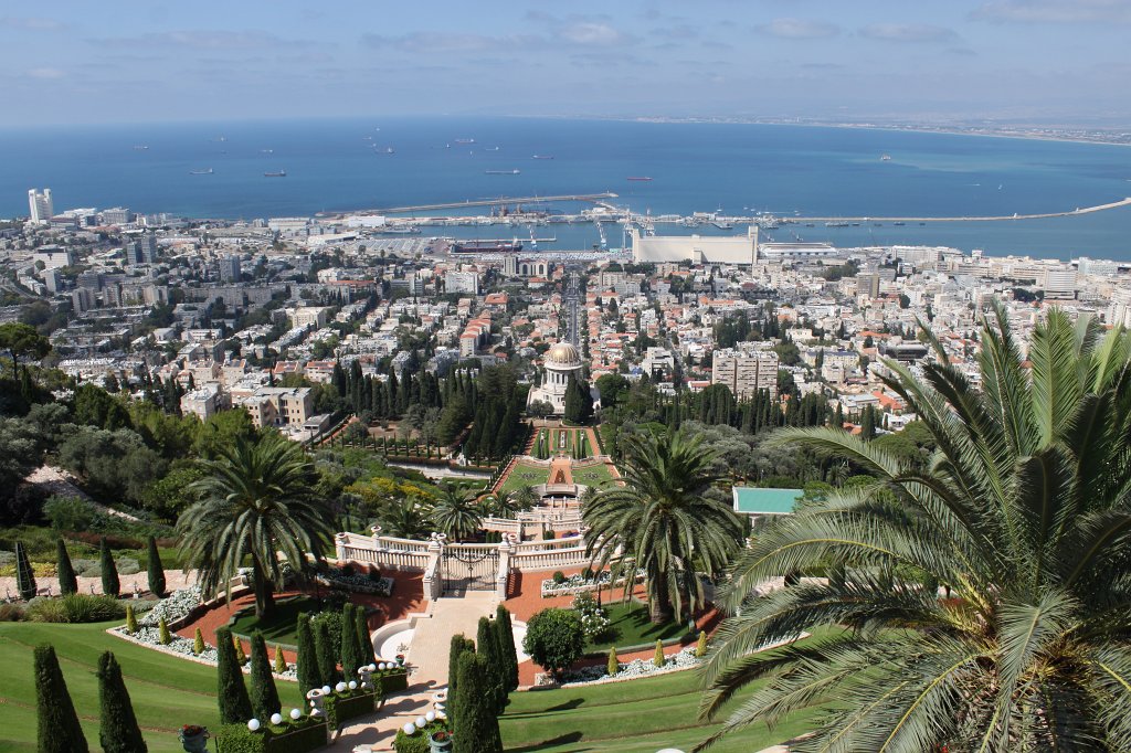 IMG_3086.JPG -  Bahá'í gardens  in  Haifa 