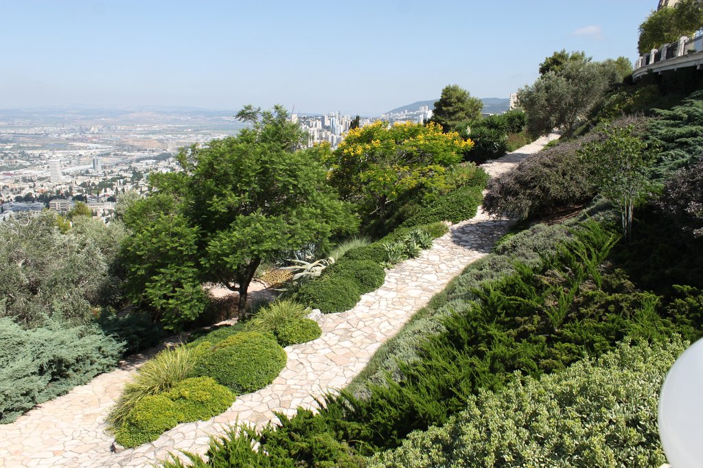 IMG_3088.JPG -  Bahá'í gardens  in  Haifa 