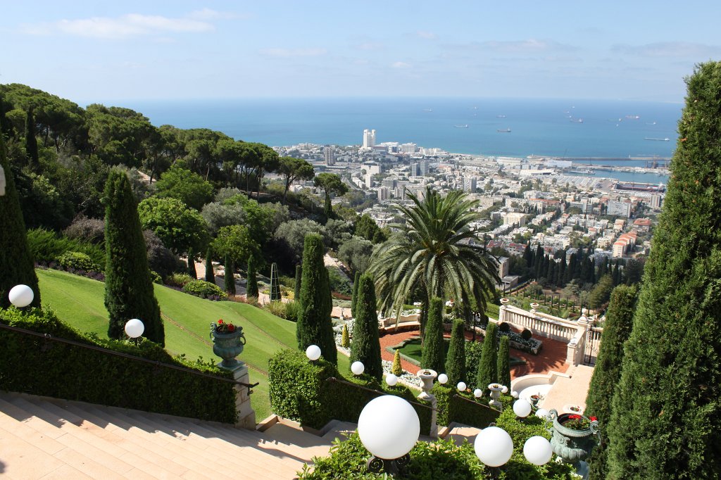 IMG_3092.JPG -  Bahá'í gardens  in  Haifa 