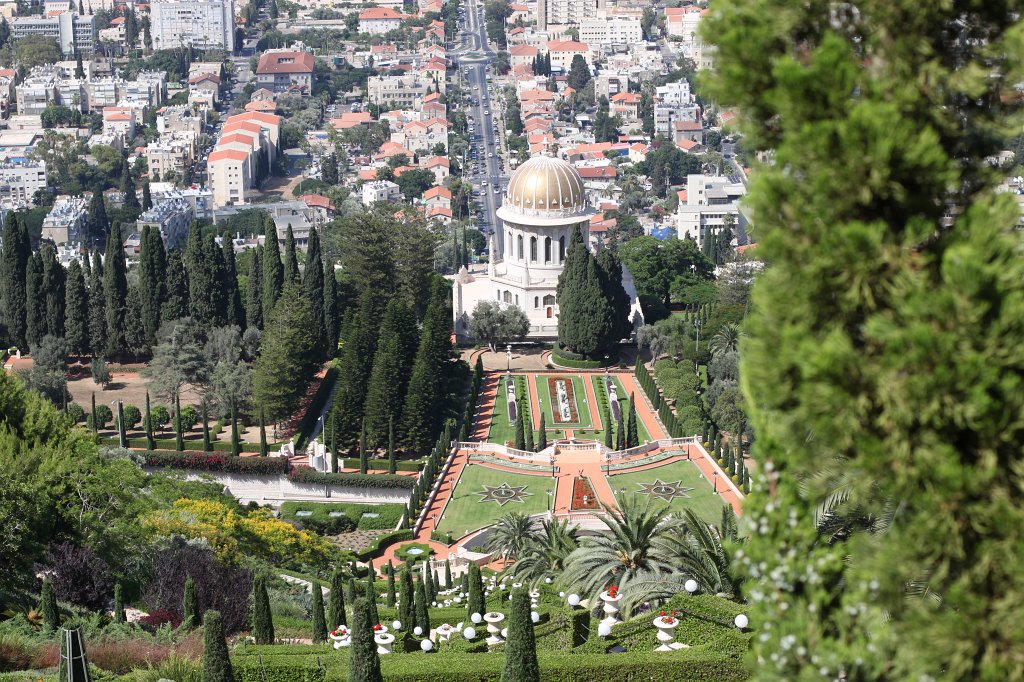 IMG_3118.JPG -  Bahá'í gardens  in  Haifa 