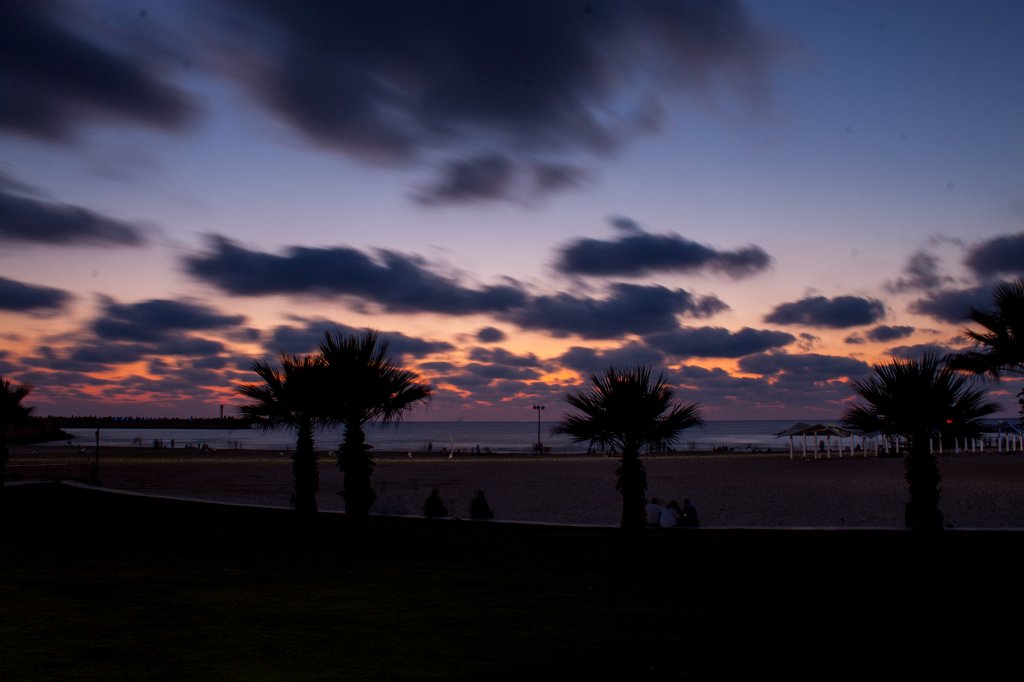 IMG_3208_c.jpg - Sunset at  Herzliya  beach