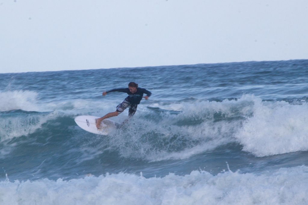 IMG_3290_c.jpg - Surfing at  Herzliya  beach
