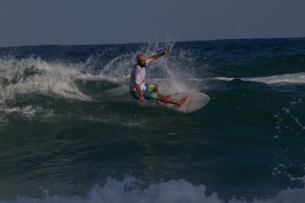 IMG_3314_c.jpg - Surfing at  Herzliya  beach