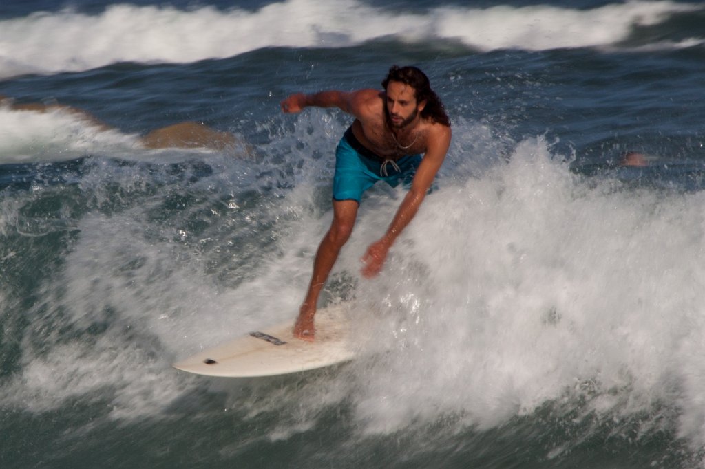 IMG_3324_c.jpg - Surfing at  Herzliya  beach