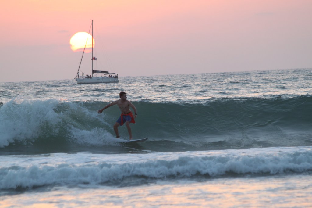 IMG_3550.JPG - Sunset surfing at  Herzliya  beach
