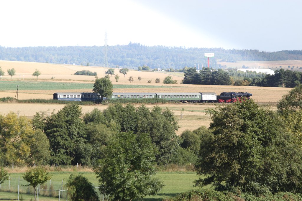 IMG_6866.JPG - Steam train on Taunusbahn track