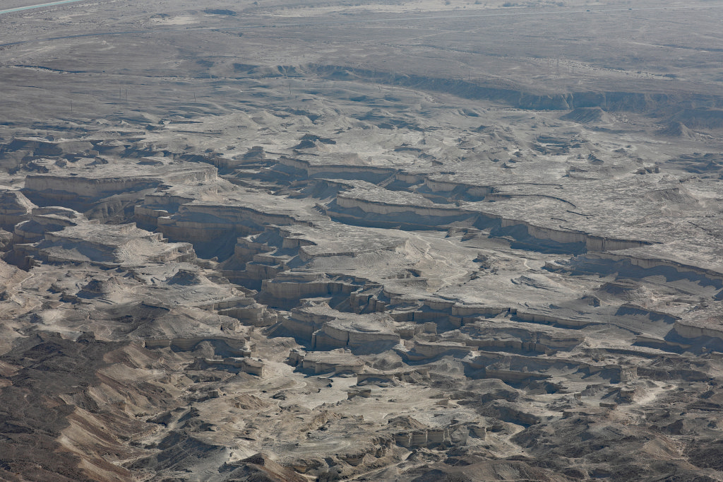 574A1390_c.jpg -  Judaean desert  seen from  Masada 