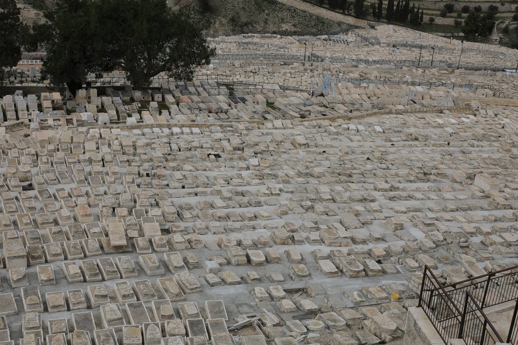 574A1550.JPG -  Mount of Olives  Jewish Cemetery