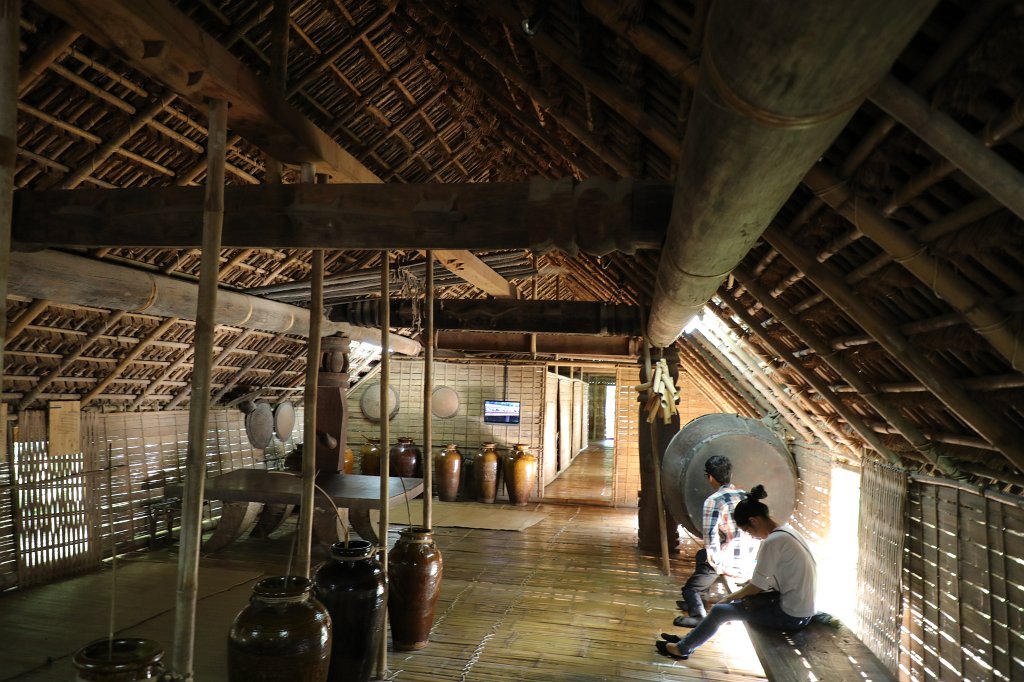 574A6684.JPG -  Vietnam Museum of Ethnology  - Rade longhouse