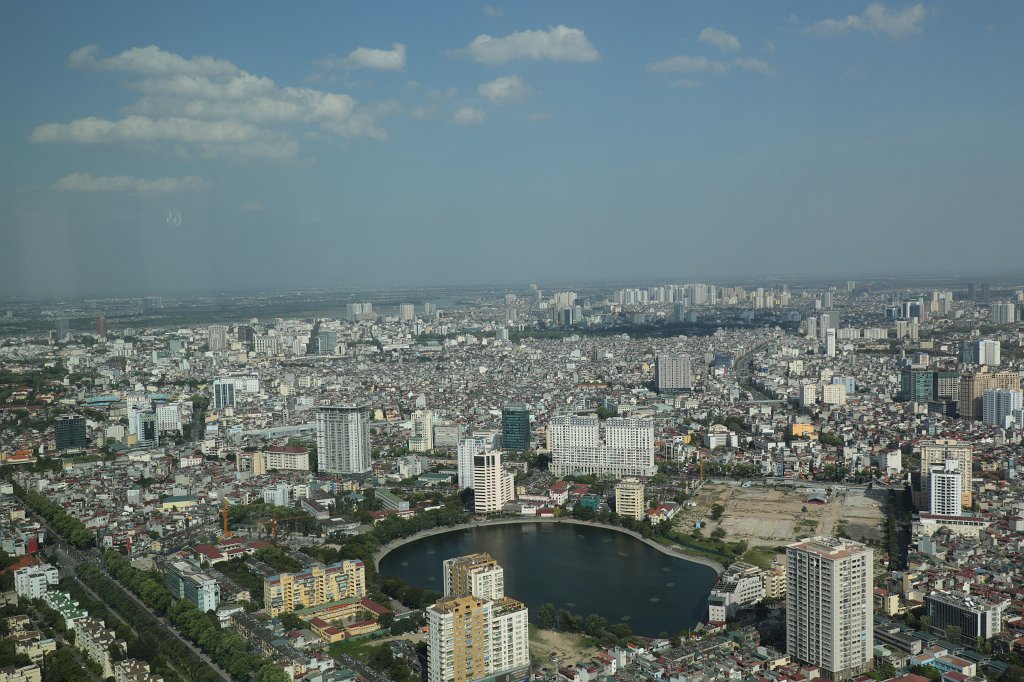 574A6894.JPG -  Hanoi  seen from the  Lotte Center   observation deck 