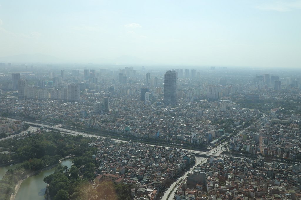 574A6896.JPG -  Hanoi  seen from the  Lotte Center   observation deck 