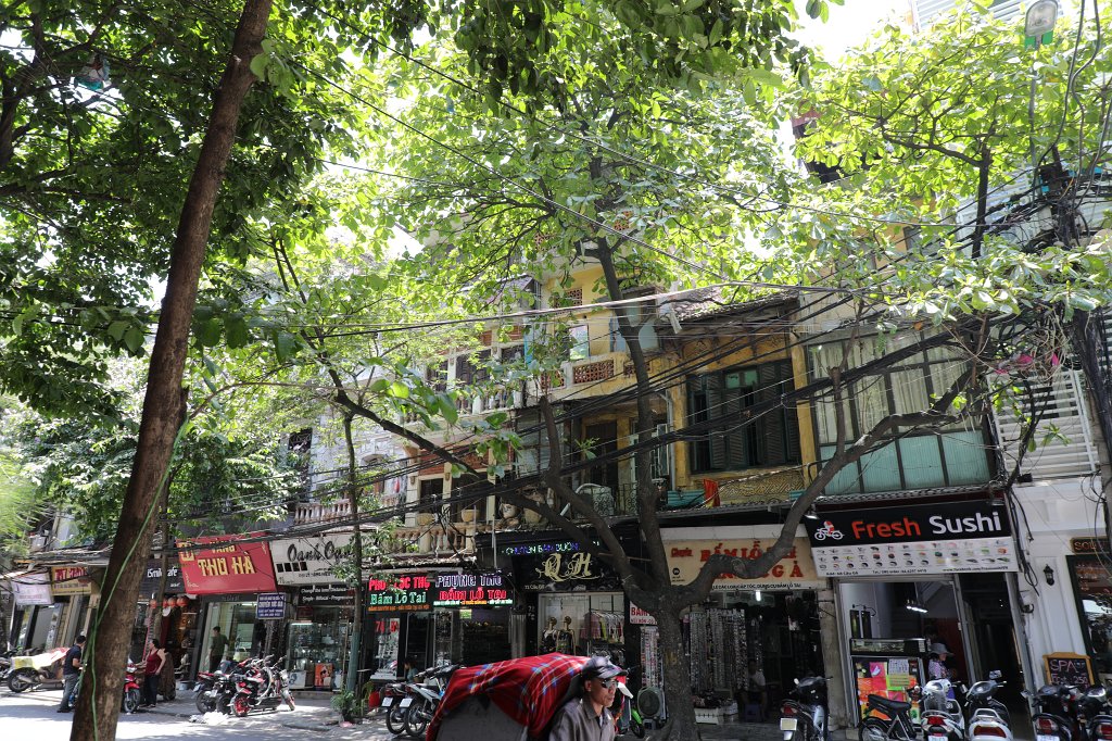574A6952.JPG - Streets of  Hanoi 