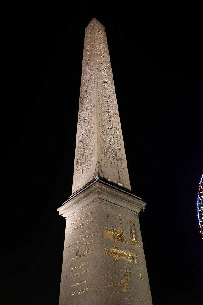 574B1592.JPG -  Luxor Obelisk  standing at the center of the  Place de la Concorde 