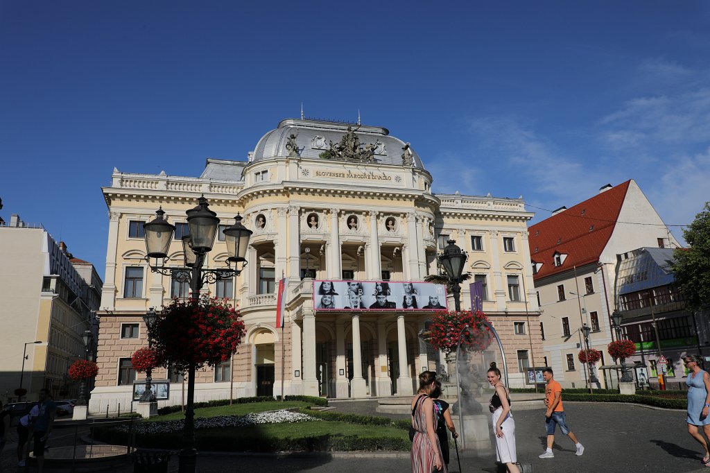 574B7178.JPG - Old  Slovak National Theater  building (Altes Gebäude des  Slowakischen Nationaltheaters )
