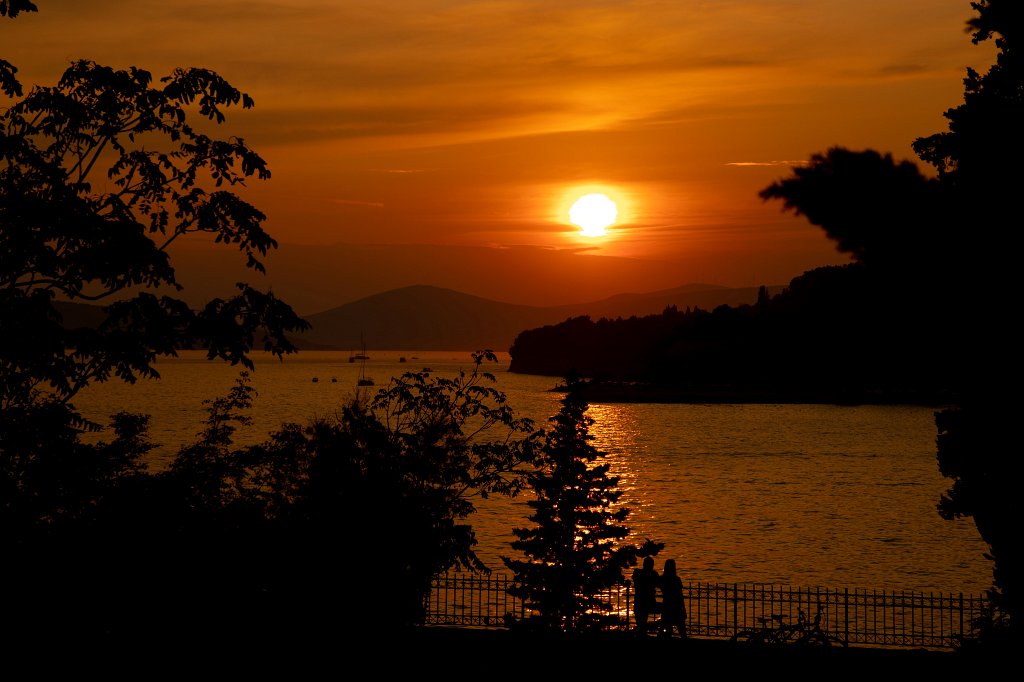 574B2454_c.jpg -  Sustipan  sunset