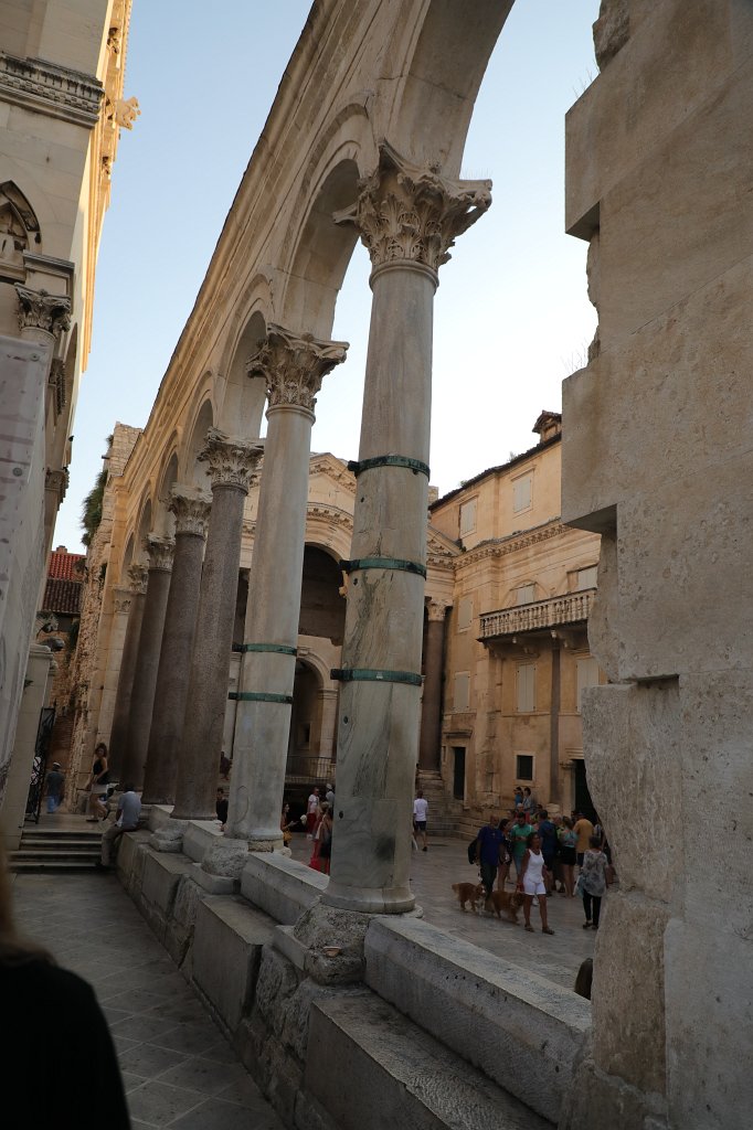 574B3005.jpg -  Diocletian's Palace   Split 
