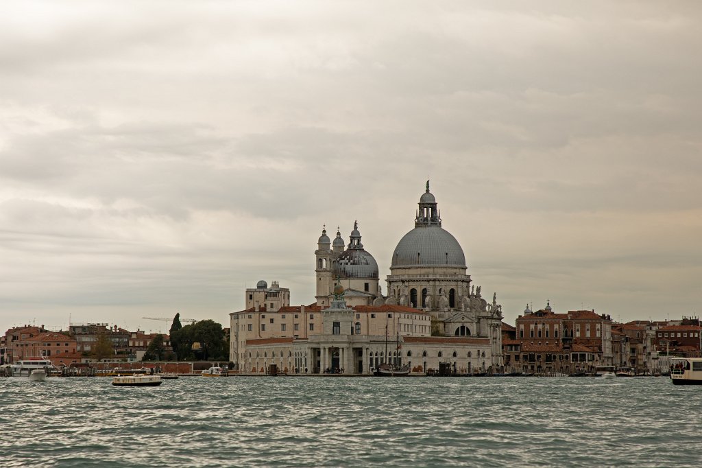574B3551_c.jpg -  Basilica Santa Maria della Salute   Venice 