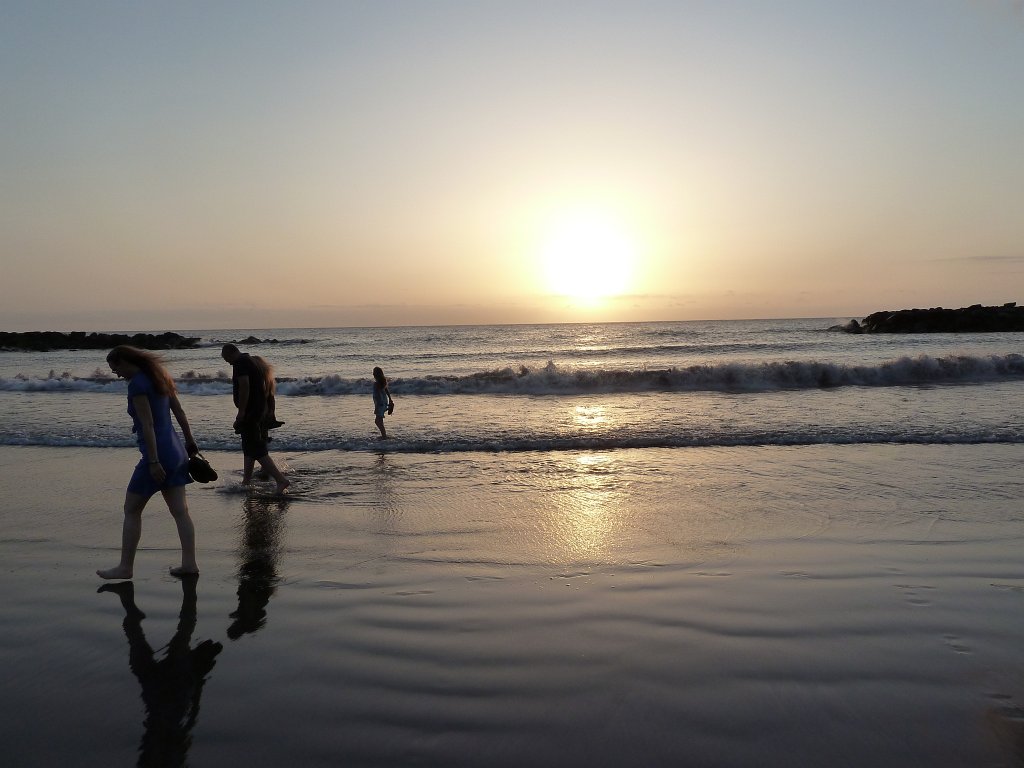 P1030883.JPG - Playa de Troya enjoying sunset