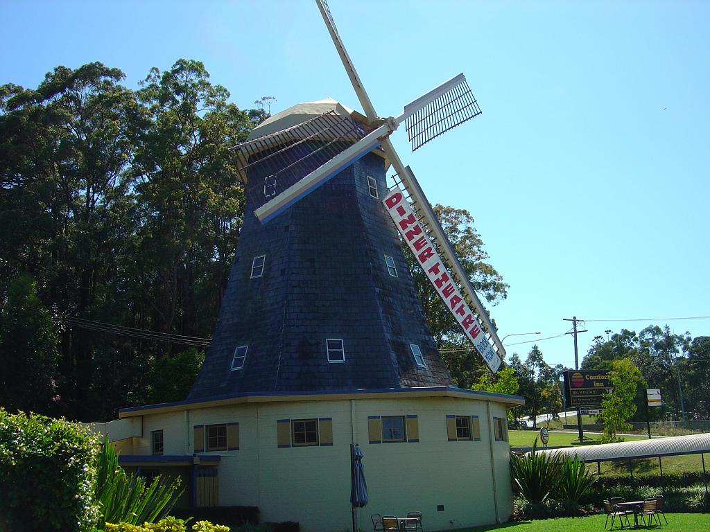 DSC02865.JPG - The Big Windmill Motor Lodge
