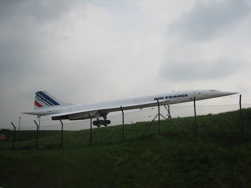 IMG_6046.JPG - Air France Concorde at Charles de Gaulle airport