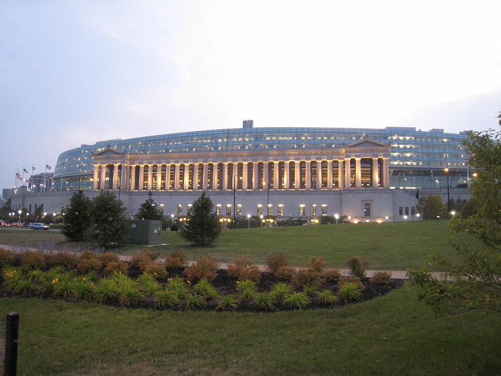 IMG_9398.JPG - Soldier field